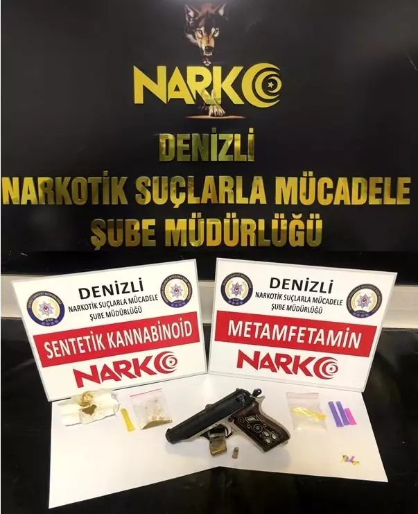 Kağıda emdirilen uyuşturucu madde ile kent girişinde yakalandı Kağıda emdirilen uyuşturucu madde ile kent girişinde yakalandı