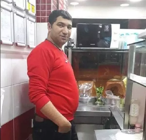 TAKSİ İLE ÇARPIŞAN MOTOSİKLETLİ KURYE AĞIR YARALANDI TAKSİ İLE ÇARPIŞAN MOTOSİKLETLİ KURYE AĞIR YARALANDI