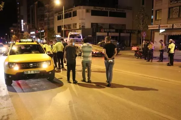 TAKSİ İLE ÇARPIŞAN MOTOSİKLETLİ KURYE AĞIR YARALANDI TAKSİ İLE ÇARPIŞAN MOTOSİKLETLİ KURYE AĞIR YARALANDI