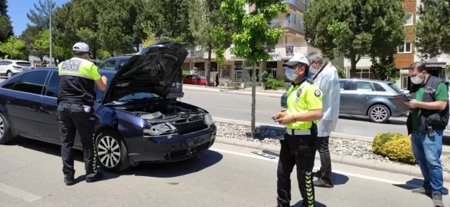 Otomobilin çarpmasıyla 40 metre öteye fırlayan genç kız kurtarılamadı Otomobilin çarpmasıyla 40 metre öteye fırlayan genç kız kurtarılamadı