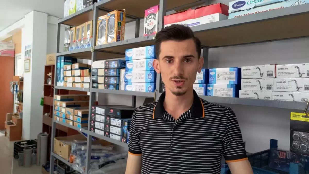 Paraşütçünün son görüntülerini çeken kişi konuştu: 'Rüzgarın onu savurduğunu gördük'