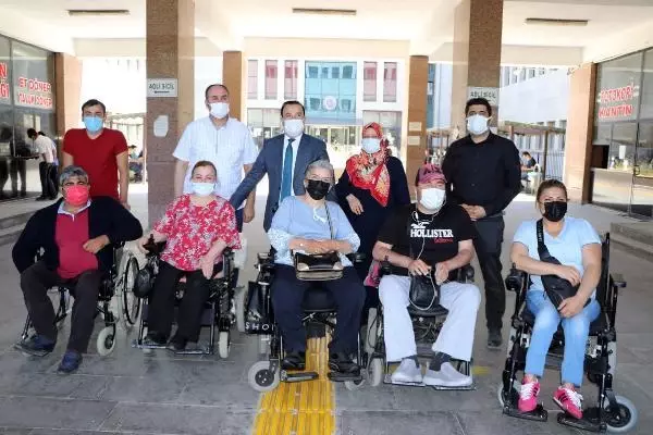 Son dakika haber: REKTÖRÜN 'ENFLASYON- ENGELLİ ÇOCUK' BENZETMESİNE, ENGELLİLERDEN SUÇ DUYURUSU Son dakika haber: REKTÖRÜN 'ENFLASYON- ENGELLİ ÇOCUK' BENZETMESİNE, ENGELLİLERDEN SUÇ DUYURUSU