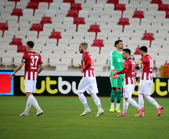 Sivasspor'un iç saha karnesi Sivasspor'un iç saha karnesi