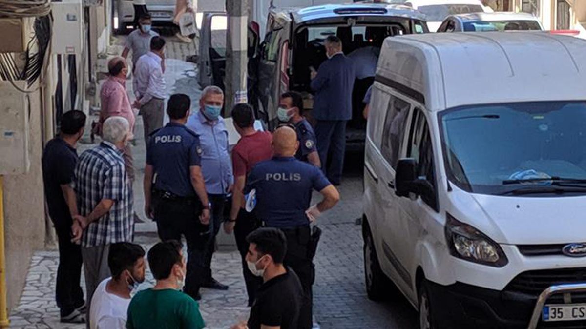 Kızını boğarak öldüren cani anne, polise teslim oldu