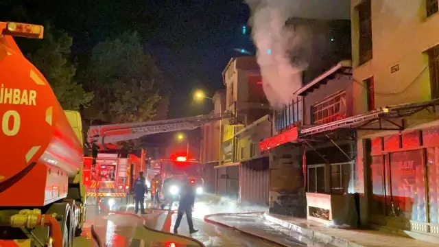 - Sünger deposu bir ayda 2 kez yandı