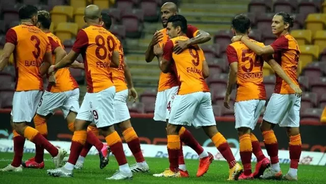 Süper Lig'de yayın gelirinden en fazla payı Galatasaray aldı Süper Lig'de yayın gelirinden en fazla payı Galatasaray aldı