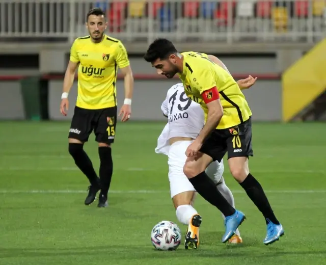 TFF 1. Lig Play-Off: Altay: 3 İstanbulspor: 1 (İlk Yarı) TFF 1. Lig Play-Off: Altay: 3 İstanbulspor: 1 (İlk Yarı)