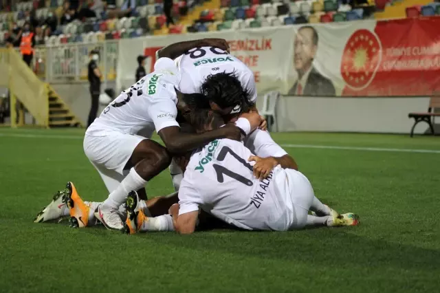 TFF 1. Lig Play-Off: Altay: 3 İstanbulspor: 1 (İlk Yarı) TFF 1. Lig Play-Off: Altay: 3 İstanbulspor: 1 (İlk Yarı)