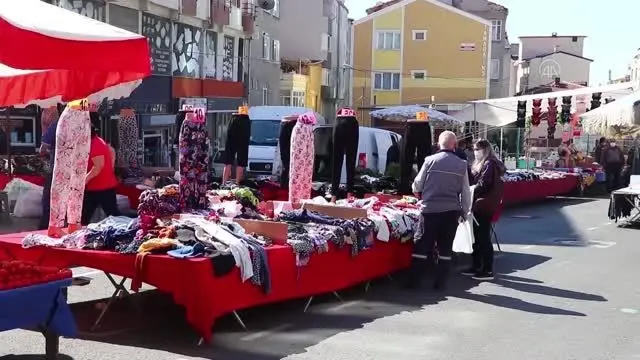 Trakya'da kademeli normalleşme kapsamında semt pazarları faaliyete geçti Trakya'da kademeli normalleşme kapsamında semt pazarları faaliyete geçti