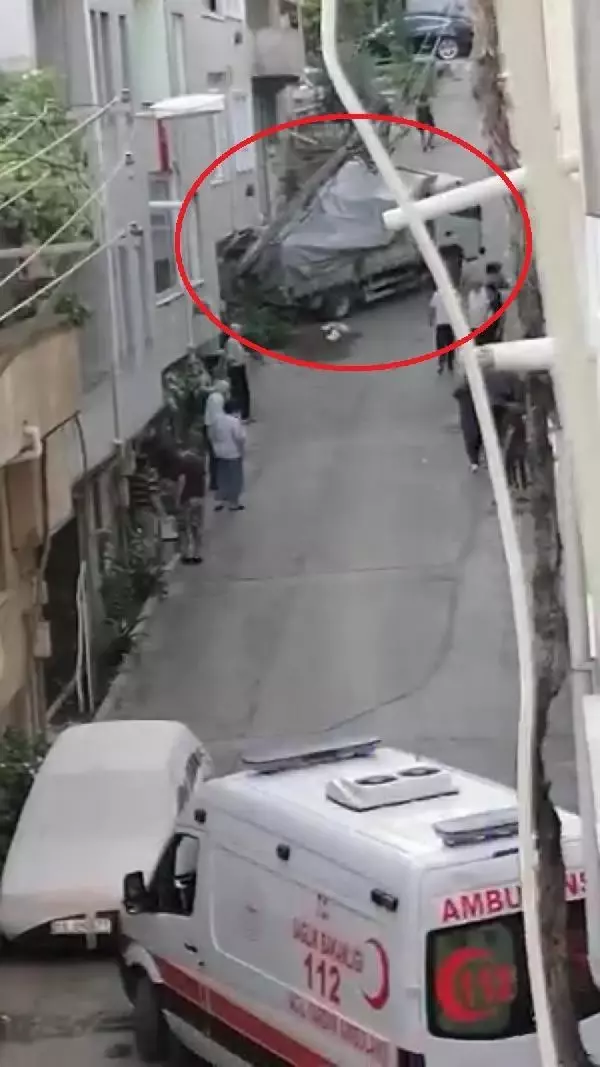 Son dakika... Üniversiteli Eda'nın ölümüne neden olan sürücü: Kamyondaki yükün fazla olduğunu biliyordum Son dakika... Üniversiteli Eda'nın ölümüne neden olan sürücü: Kamyondaki yükün fazla olduğunu biliyordum