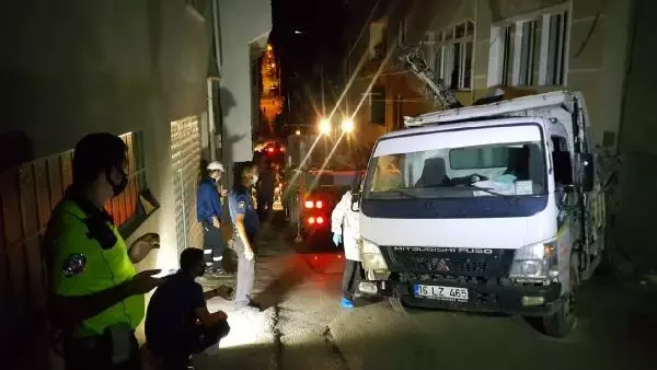 Son dakika... Üniversiteli Eda'nın ölümüne neden olan sürücü: Kamyondaki yükün fazla olduğunu biliyordum Son dakika... Üniversiteli Eda'nın ölümüne neden olan sürücü: Kamyondaki yükün fazla olduğunu biliyordum