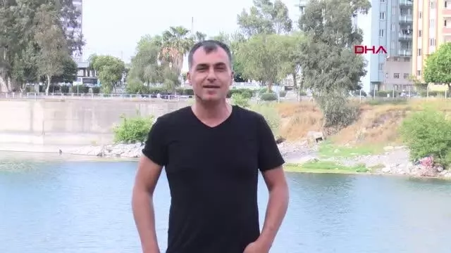 VİRAJI ALAMAYAN TAKSİ 2 KİŞİYE ÇARPIP, SEYHAN NEHRİ'NE DÜŞTÜ 2 YARALI VİRAJI ALAMAYAN TAKSİ 2 KİŞİYE ÇARPIP, SEYHAN NEHRİ'NE DÜŞTÜ 2 YARALI