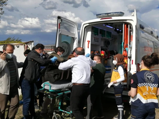 Erzurum'da yaşlı adam tarlada namaz kılarken hayatını kaybetti