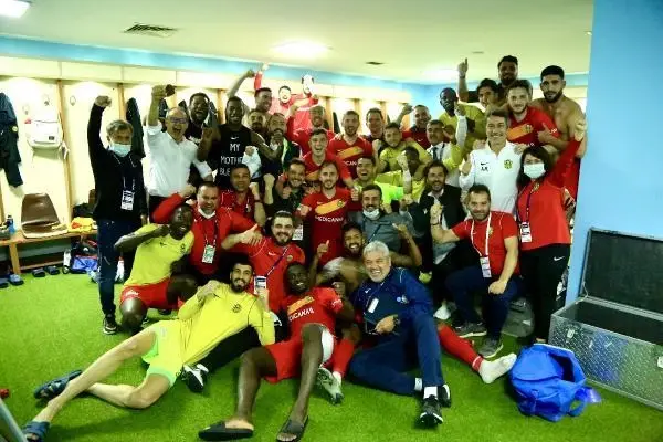 Yeni Malatyaspor Lig'i 15'inci sırada tamamladı Yeni Malatyaspor Lig'i 15'inci sırada tamamladı