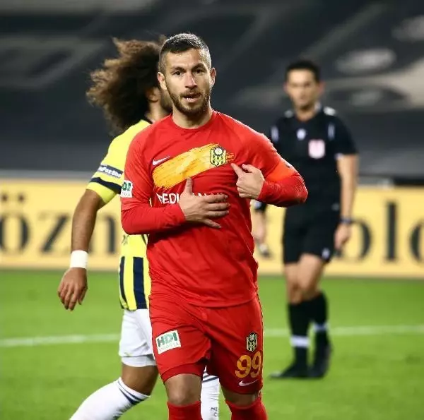 Yeni Malatyaspor Lig'i 15'inci sırada tamamladı Yeni Malatyaspor Lig'i 15'inci sırada tamamladı