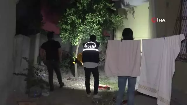 Son dakika haber... Adana'da sıcak dakikalar... Tartışığı şahıslara pompalı tüfekle ateş açarken sokakta oynayan çocuğu vurdu Son dakika haber... Adana'da sıcak dakikalar... Tartışığı şahıslara pompalı tüfekle ateş açarken sokakta oynayan çocuğu vurdu