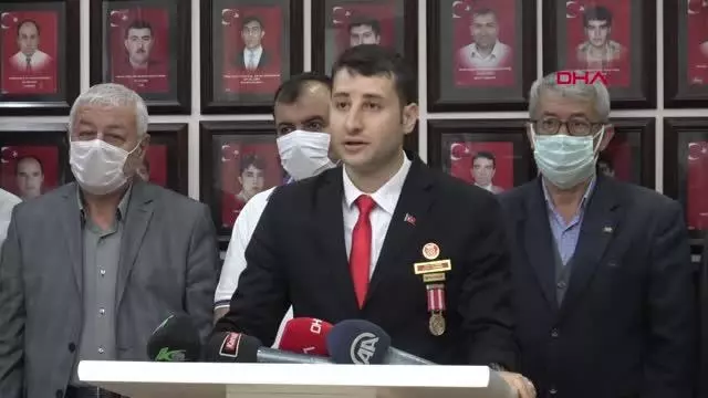 AFYONKARAHİSAR ŞEHİT AİLELERİ VE GAZİLERDEN 'HDP'YE BAKANLIK VERİLEBİLECEĞİ' AÇIKLAMALARINA TEPKİ AFYONKARAHİSAR ŞEHİT AİLELERİ VE GAZİLERDEN 'HDP'YE BAKANLIK VERİLEBİLECEĞİ' AÇIKLAMALARINA TEPKİ