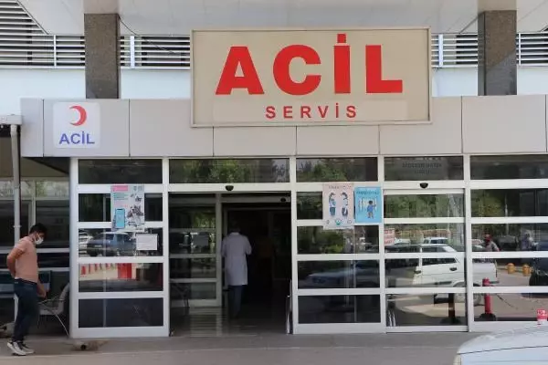 'AKREP, YILAN ISIRIĞI VAKALARINDA EMME, KESME, BUZ KOYMA GİBİ MÜDAHALELER ÖLDÜREBİLİR' 'AKREP, YILAN ISIRIĞI VAKALARINDA EMME, KESME, BUZ KOYMA GİBİ MÜDAHALELER ÖLDÜREBİLİR'