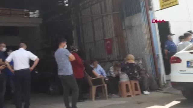 ANTALYA İŞ YERİNDE ÖLÜ BULUNAN OĞLU İÇİN 'BEN SANA DOYAMADIM' DİYE FERYAT ETTİ ANTALYA İŞ YERİNDE ÖLÜ BULUNAN OĞLU İÇİN 'BEN SANA DOYAMADIM' DİYE FERYAT ETTİ