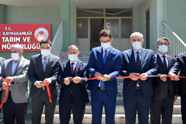 Aşkale'de İlçe Tarım ve Orman Müdürlüğü yeni hizmet binası açıldı Aşkale'de İlçe Tarım ve Orman Müdürlüğü yeni hizmet binası açıldı