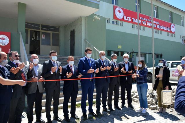 Aşkale'de İlçe Tarım ve Orman Müdürlüğü yeni hizmet binası açıldı Aşkale'de İlçe Tarım ve Orman Müdürlüğü yeni hizmet binası açıldı