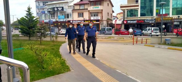 bosanma asamasindaki adam davalik olan evini 14 14139637 o