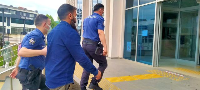 bosanma asamasindaki adam davalik olan evini 15 14139637 o