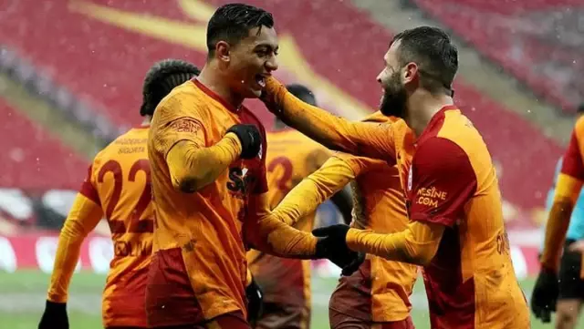 Galatasaray hücum hattı 10 yıl sonra ilk kez çift hanelere ulaşamadı Galatasaray hücum hattı 10 yıl sonra ilk kez çift hanelere ulaşamadı
