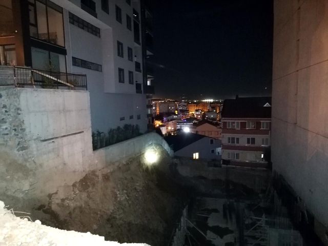 kocaeli de alti katli binada cokme tehlikesi 3 14138569 o