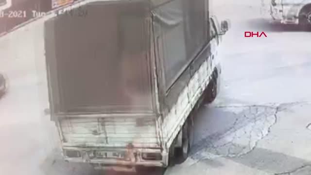kocaeli kamyonet once tir a sonra otomobile c 2 14140315 o