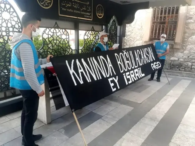 Kudüs şehitleri için gıyabi cenaze namazı ve basın açıklaması