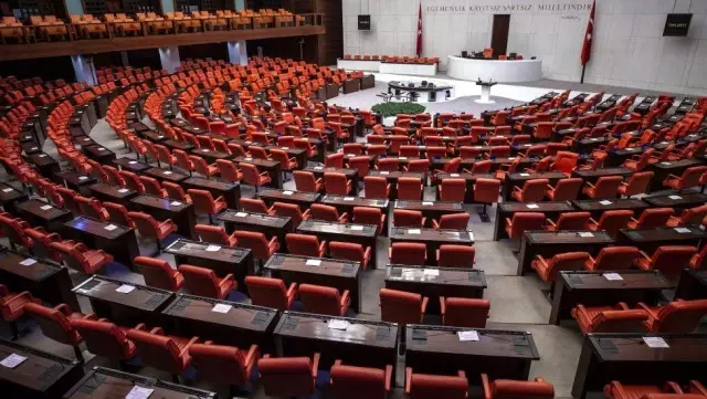 TBMM'de HSK üyeliği seçim için siyasi partiler arasında uzlaşma arayışı sürüyor