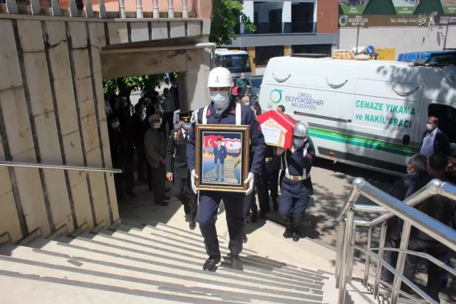 Kıbrıs gazisi son yolculuğuna uğurlandı