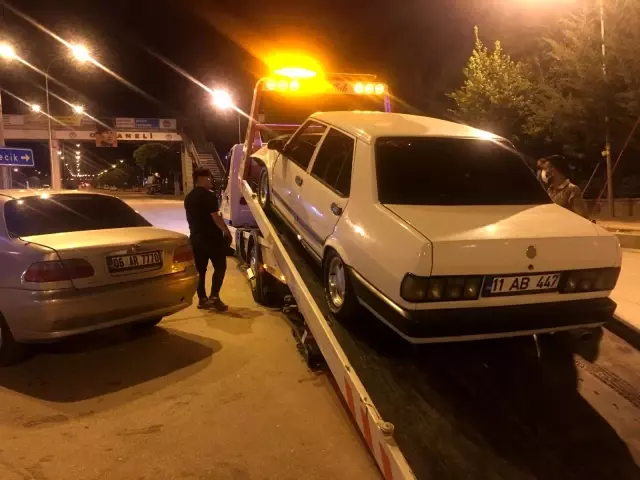 Osmaneli'nde iki otomobil çarpıştı: 1 yaralı