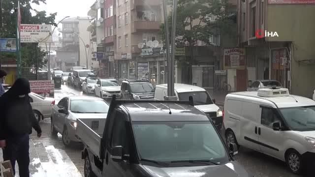 saganak yagmura hazirliksiz yakalananlar kaca 3 14140693 o