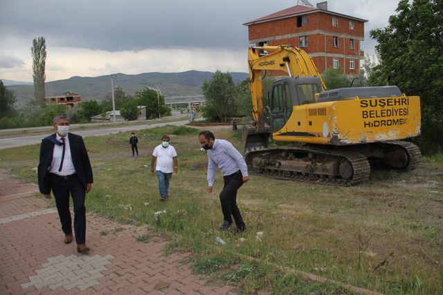 Suşehri'ne millet bahçesi yapılıyor Suşehri'ne millet bahçesi yapılıyor