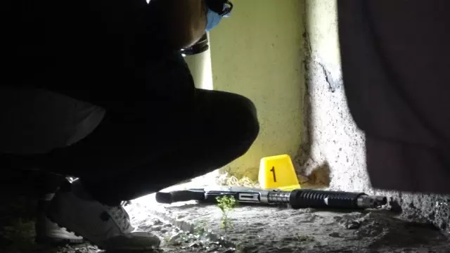 Son dakika haberi! Tartışığı şahıslara pompalı tüfekle ateş açarken sokakta oynayan çocuğu vurdu Son dakika haberi! Tartışığı şahıslara pompalı tüfekle ateş açarken sokakta oynayan çocuğu vurdu