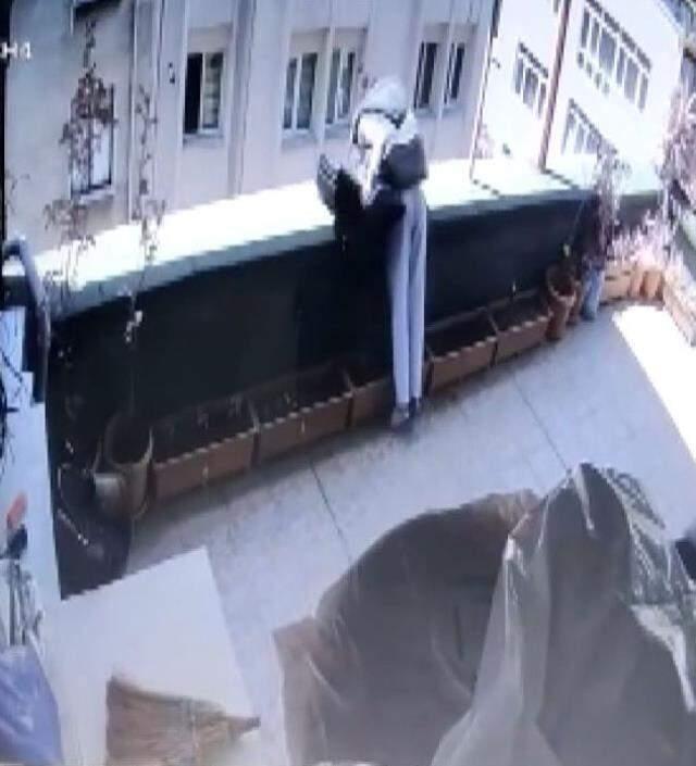 Tecavüz yalanıyla 15 kişinin linç etmeye kalktığı diş hekimi konuştu: Kamera olmasaydı kendimi anlatamazdım Tecavüz yalanıyla 15 kişinin linç etmeye kalktığı diş hekimi konuştu: Kamera olmasaydı kendimi anlatamazdım