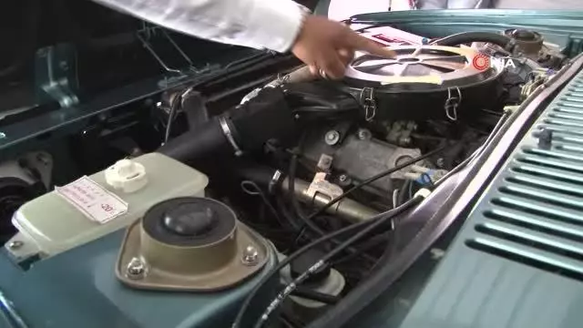 Toz bile kondurmadığı otomobillerini ne kullanıyor, ne satıyor, vasiyeti ise şaşırtıyor Toz bile kondurmadığı otomobillerini ne kullanıyor, ne satıyor, vasiyeti ise şaşırtıyor