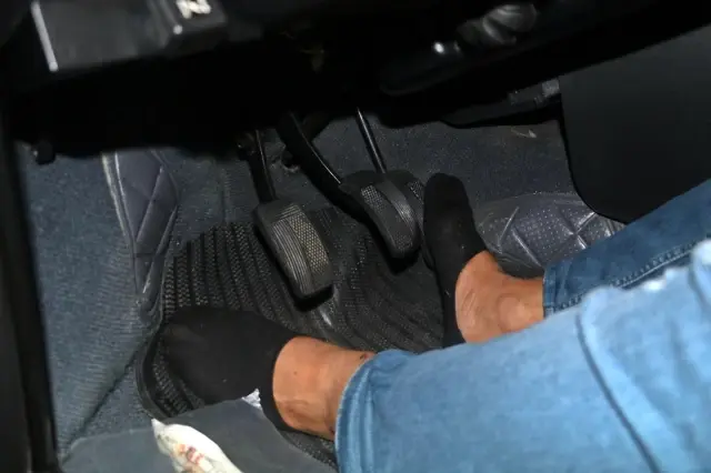 Toz bile kondurmadığı otomobillerini ne kullanıyor ne de satıyor! Vasiyetini duyan şaşırıp kalıyor Toz bile kondurmadığı otomobillerini ne kullanıyor ne de satıyor! Vasiyetini duyan şaşırıp kalıyor