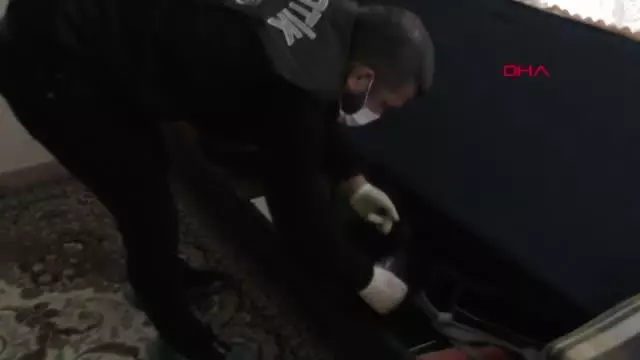 Uyuşturucuları turşu bidonlarında saklamışlar