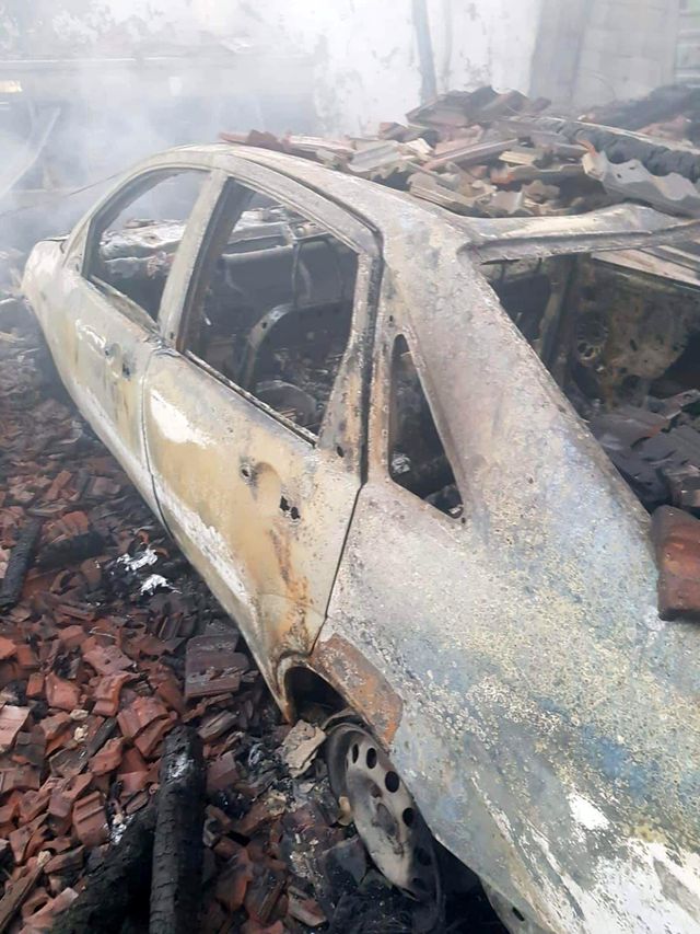 Yozgat�ta çıkan yangında bir ev, traktör ve araç