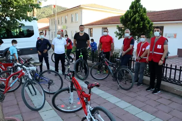 102. yılda '102 bisikletle şehir turu' 102. yılda '102 bisikletle şehir turu'