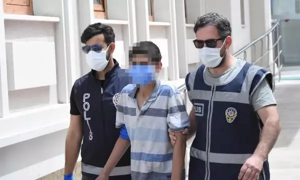 148 SUÇ KAYDI OLAN 13 YAŞINDAKİ HIRSIZLIK ŞÜPHELİSİ, BU KEZ TUTUKLANDI 148 SUÇ KAYDI OLAN 13 YAŞINDAKİ HIRSIZLIK ŞÜPHELİSİ, BU KEZ TUTUKLANDI