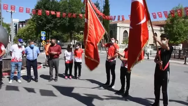 Kale'de 19 Mayıs Atatürk'ü Anma, Gençlik ve Spor Bayramı çeşitli etkinlikle kutlandı Kale'de 19 Mayıs Atatürk'ü Anma, Gençlik ve Spor Bayramı çeşitli etkinlikle kutlandı