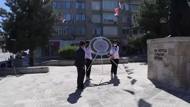 Germencik, Söke ve Çine'de 19 Mayıs kutlamaları yapıldı Germencik, Söke ve Çine'de 19 Mayıs kutlamaları yapıldı