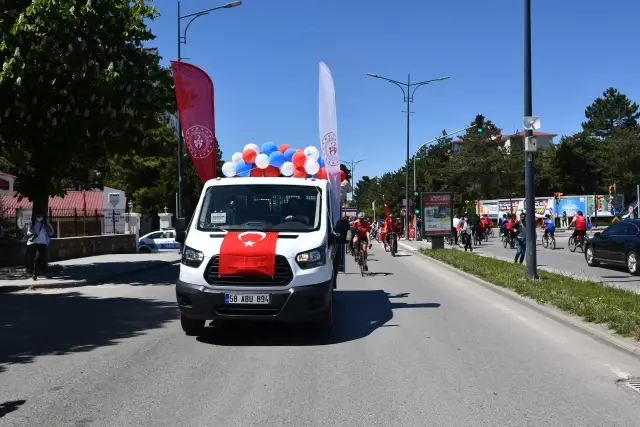 19 Mayıs Atatürk'ü Anma, Gençlik ve Spor Bayramı kutlanıyor