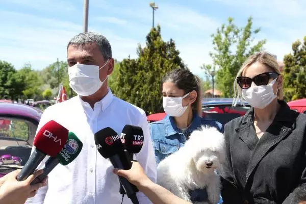 Ankara'da klasik otomobillerle '19 Mayıs' kutlaması Ankara'da klasik otomobillerle '19 Mayıs' kutlaması