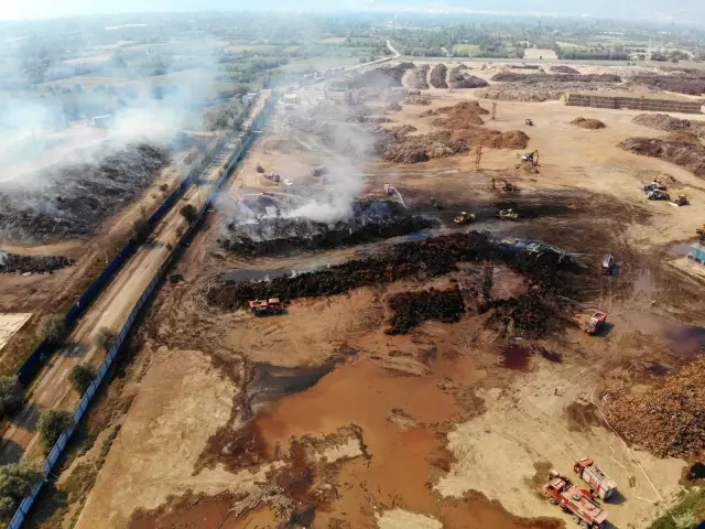Son dakika! Biyokütle enerji santralinde çıkan yangın kontrol altına alındı, soğutma çalışmaları sürüyor Son dakika! Biyokütle enerji santralinde çıkan yangın kontrol altına alındı, soğutma çalışmaları sürüyor