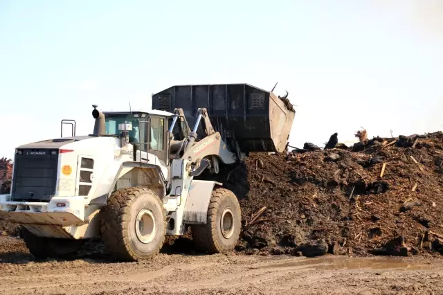 Son dakika! Biyokütle enerji santralinde çıkan yangın kontrol altına alındı, soğutma çalışmaları sürüyor Son dakika! Biyokütle enerji santralinde çıkan yangın kontrol altına alındı, soğutma çalışmaları sürüyor